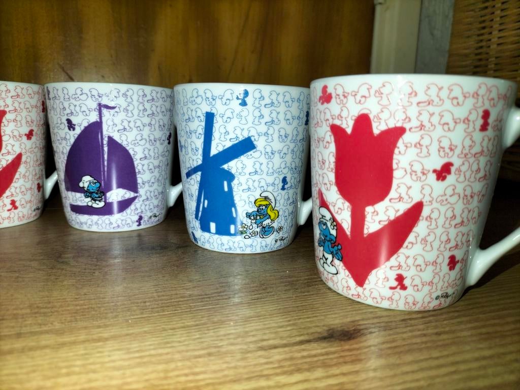 8 Smurf bekers/ mokken, nieuw, €7,- p.stk, alle 8 voor €50,-, Verzamelen, Smurfen, Ophalen of Verzenden, Nieuw, Gebruiksvoorwerp