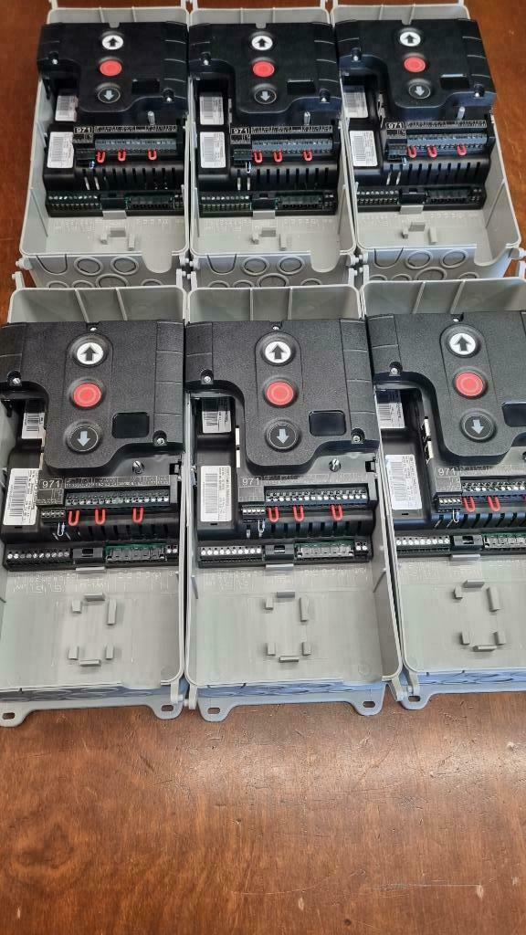 Gfa Printen TS 970 & TS 971 Garagedeuren nu voor € 295,-, Doe-het-zelf en Verbouw, Deuren en Horren, Nieuw, Ophalen