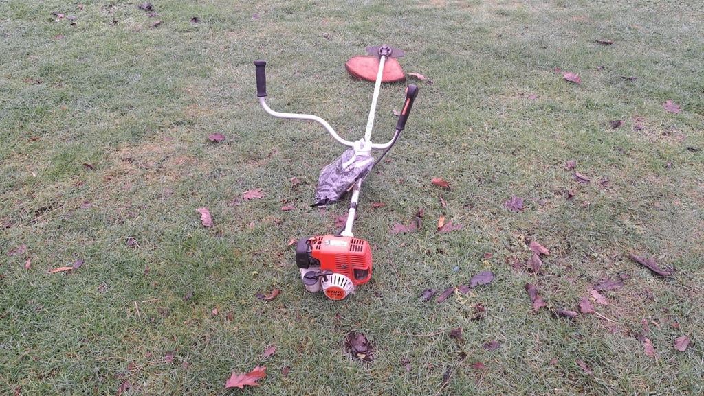 Stihl FS 90 bosmaaier 1,3PK 2015 met nieuw tuig, Gebruikt, FS 90 4 mix, Ophalen of Verzenden, ????