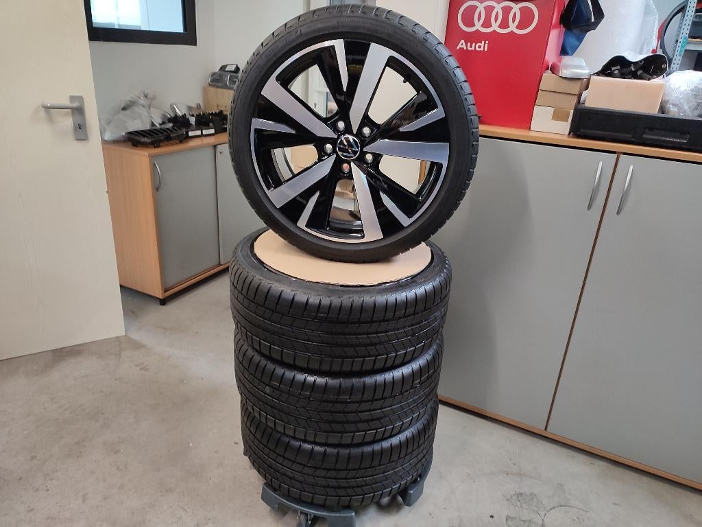 VW Golf 8 Facelift GTE Catania 18 inch velgen Nieuw originel, 18 inch, Banden en Velgen, Nieuw, Ophalen of Verzenden