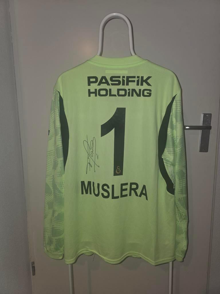 Galatasaray Muslera Lastste Match Tegen Basaksehir Matchworn, Verzamelen, Sportartikelen en Voetbal, Ophalen of Verzenden, Zo goed als nieuw