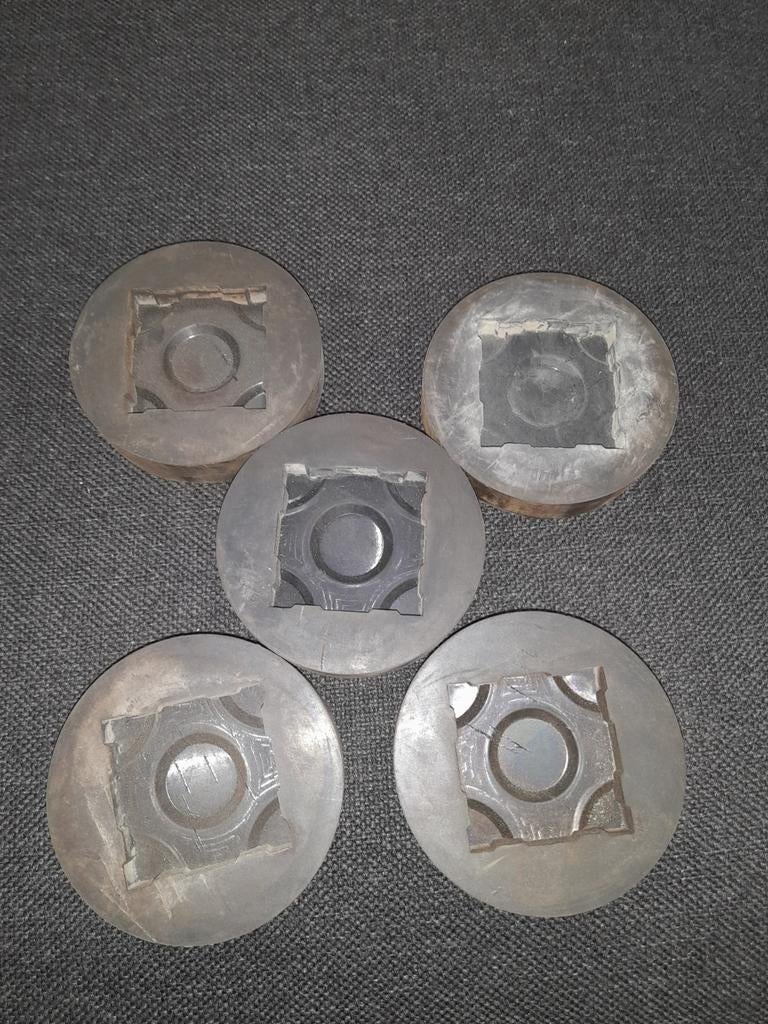 5 mallen voor mini dreentegels, Ophalen of Verzenden, Zo goed als nieuw