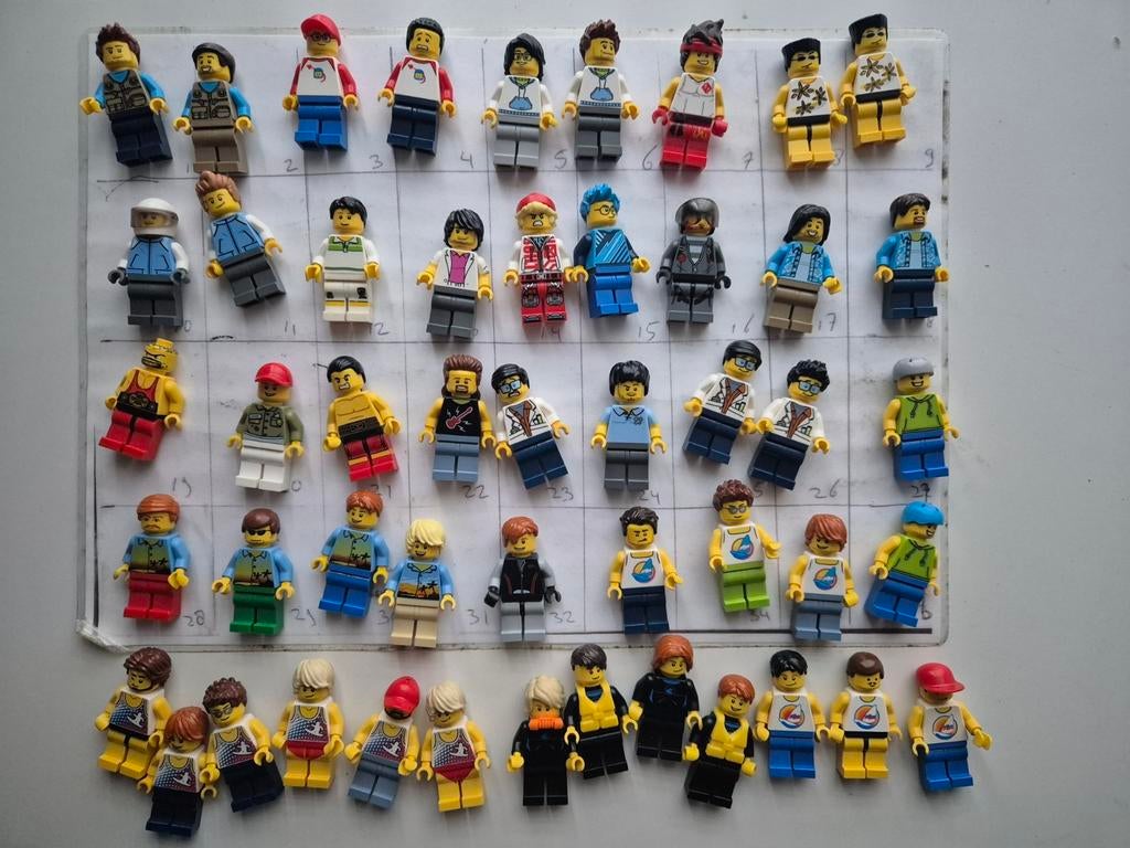 Lego cm5 city man skater surfer poppetjes hawai paradisa, Ophalen of Verzenden