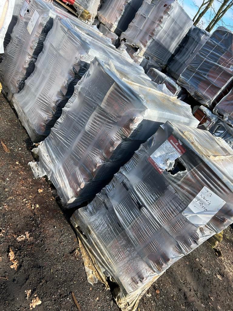 Zwart Geglazuurde VHV Vario Dakpannen (2e Keus) - 105m2, Ophalen, Gebruikt, Steen of Klei, Zwart
