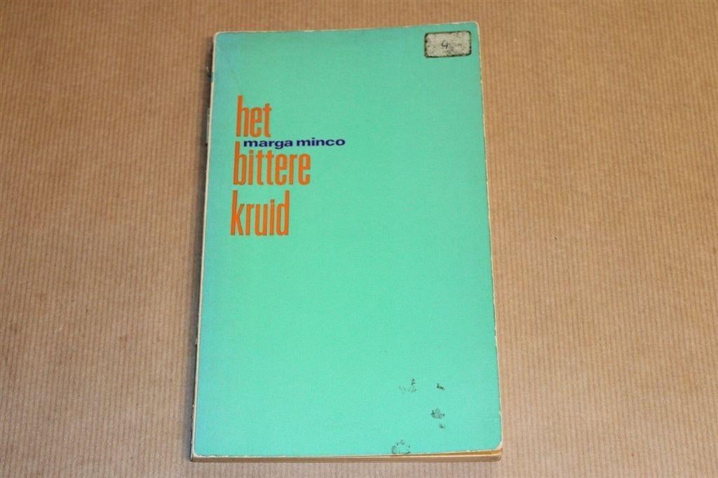 Het Bittere Kruid — Marga Minco [1973] — Kroniek WOII, Boeken, Ophalen of Verzenden, Gelezen