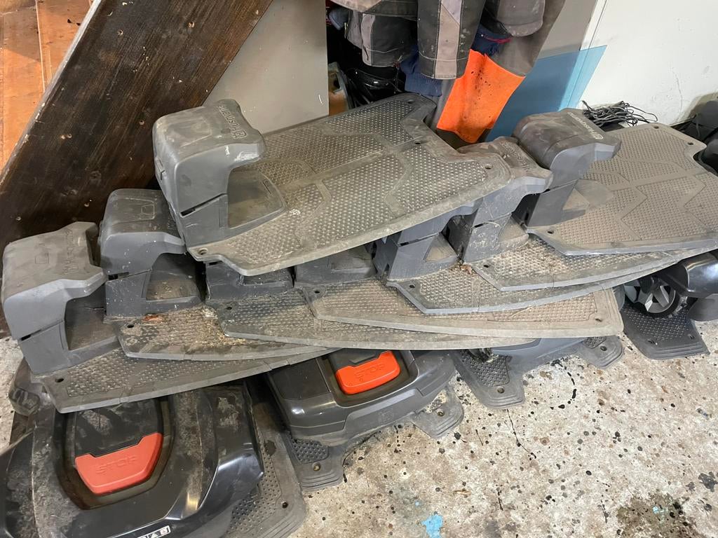 Husqvarna laadstation’s type vanaf 320 tot 450x, Ophalen of Verzenden, Zo goed als nieuw, 170 cm of meer