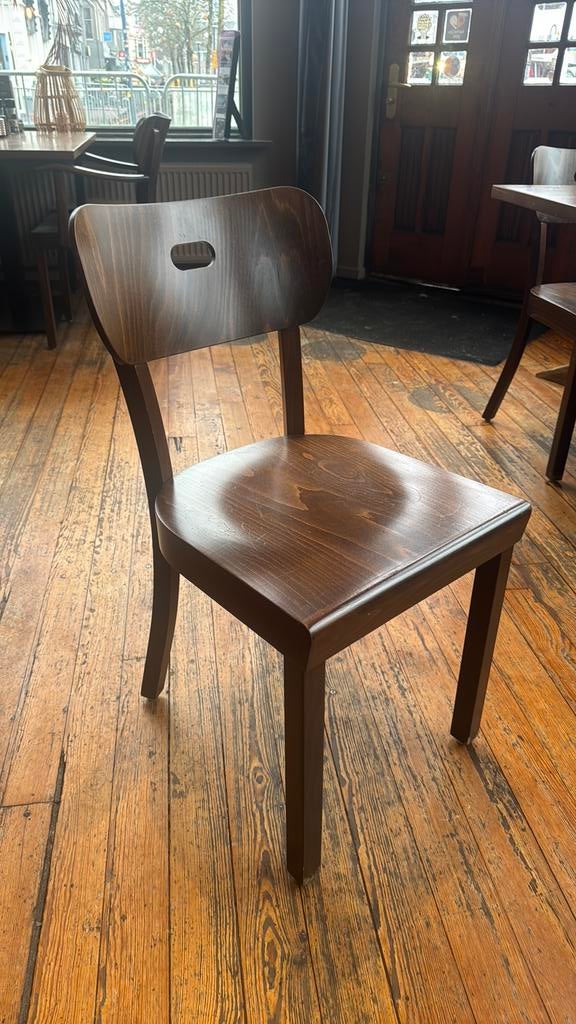 Satelliet horeca stoelen & barkrukken–46 stuks–massief hout, Ophalen, Gebruikt, Bruin, Vijf, Zes of meer stoelen