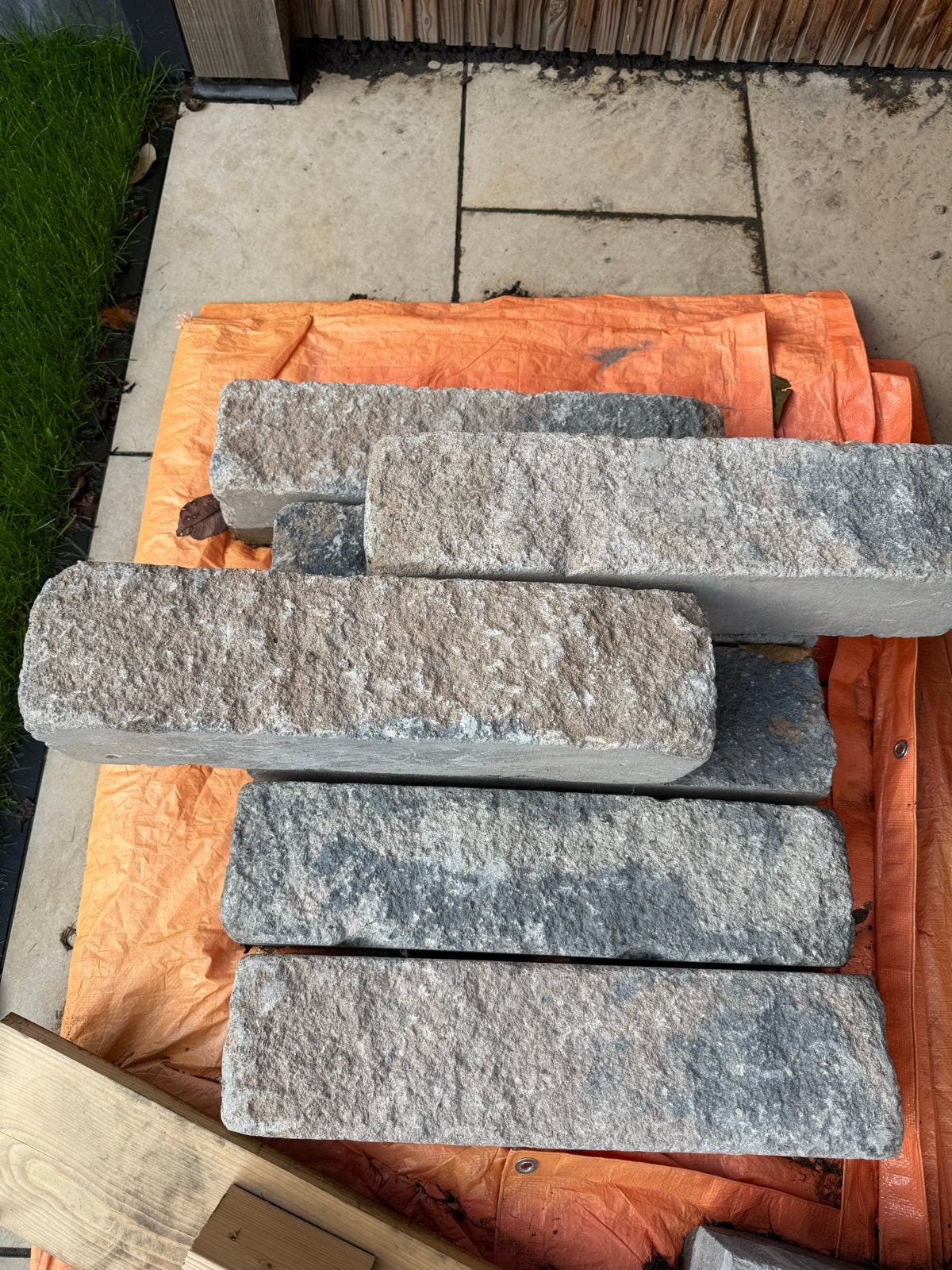Nieuw stapelblokken Kijlstra Splitrock getrommeld Musselkalk, Tuin en Terras, Ophalen, Blok, Nieuw, Minder dan 25 cm