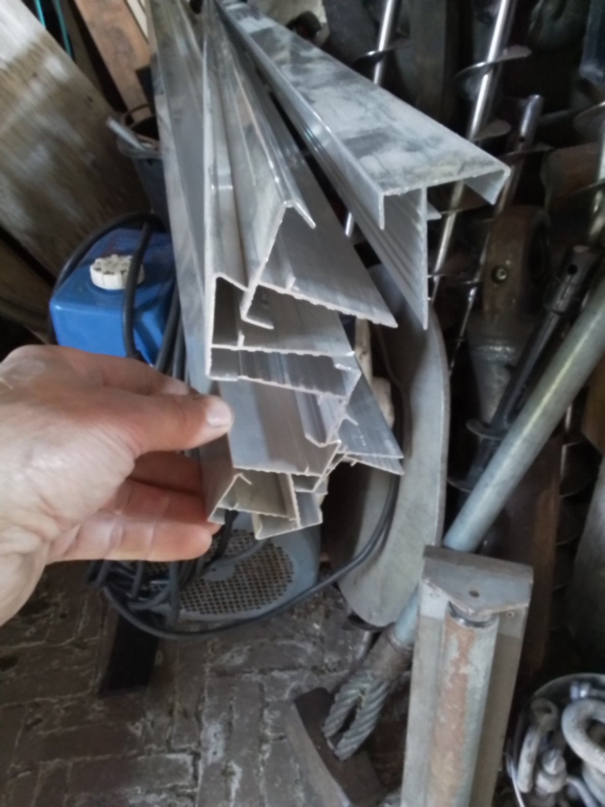 aluminium daktrim, Doe-het-zelf en Verbouw, Dakpannen en Dakbedekking, Ophalen, Zwart, Metaal, 15 m² of meer