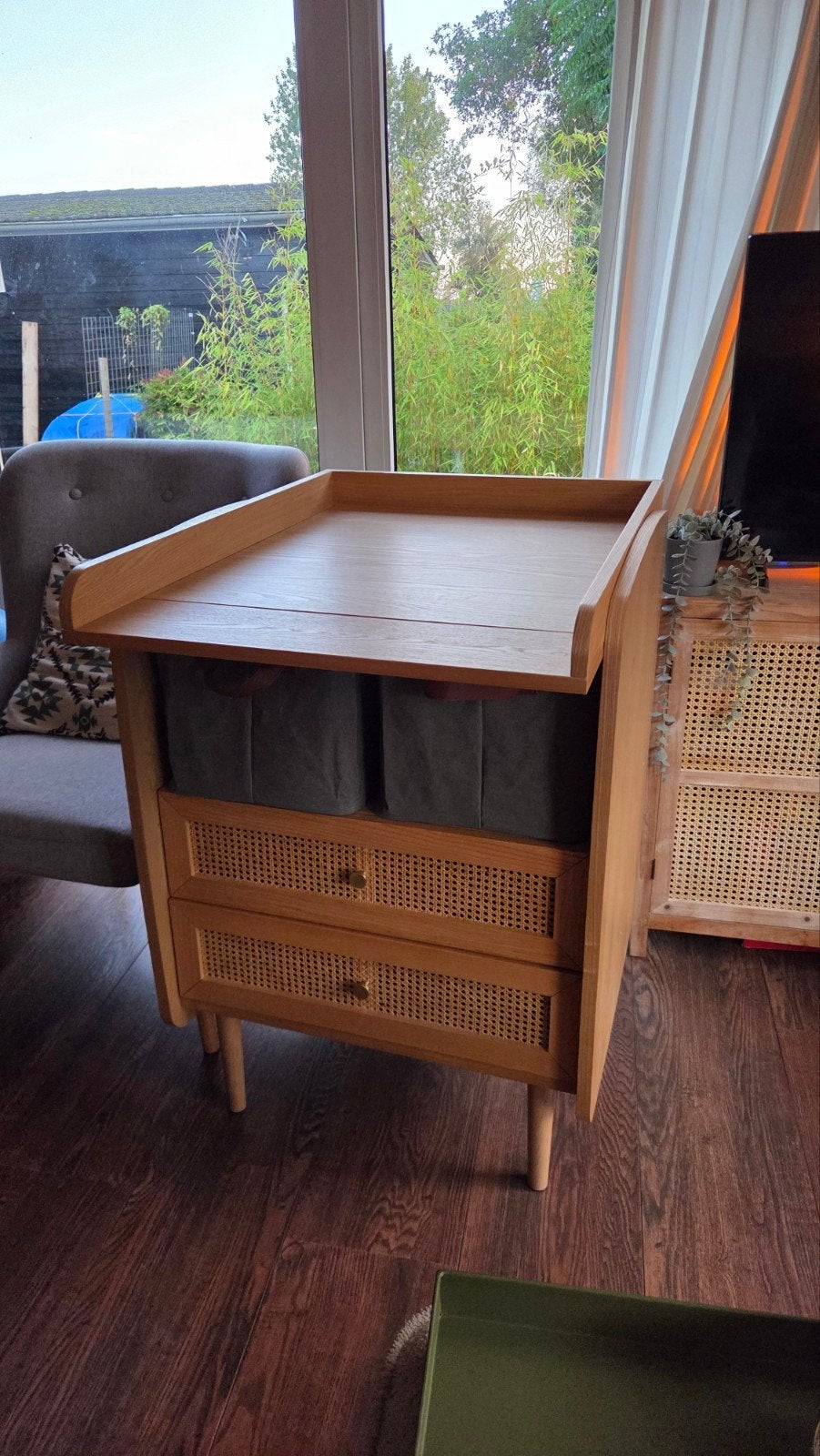 Compacte commode met manden, nieuw. Eiken kleur., Ophalen, 50 tot 70 cm, Zo goed als nieuw, 75 tot 100 cm