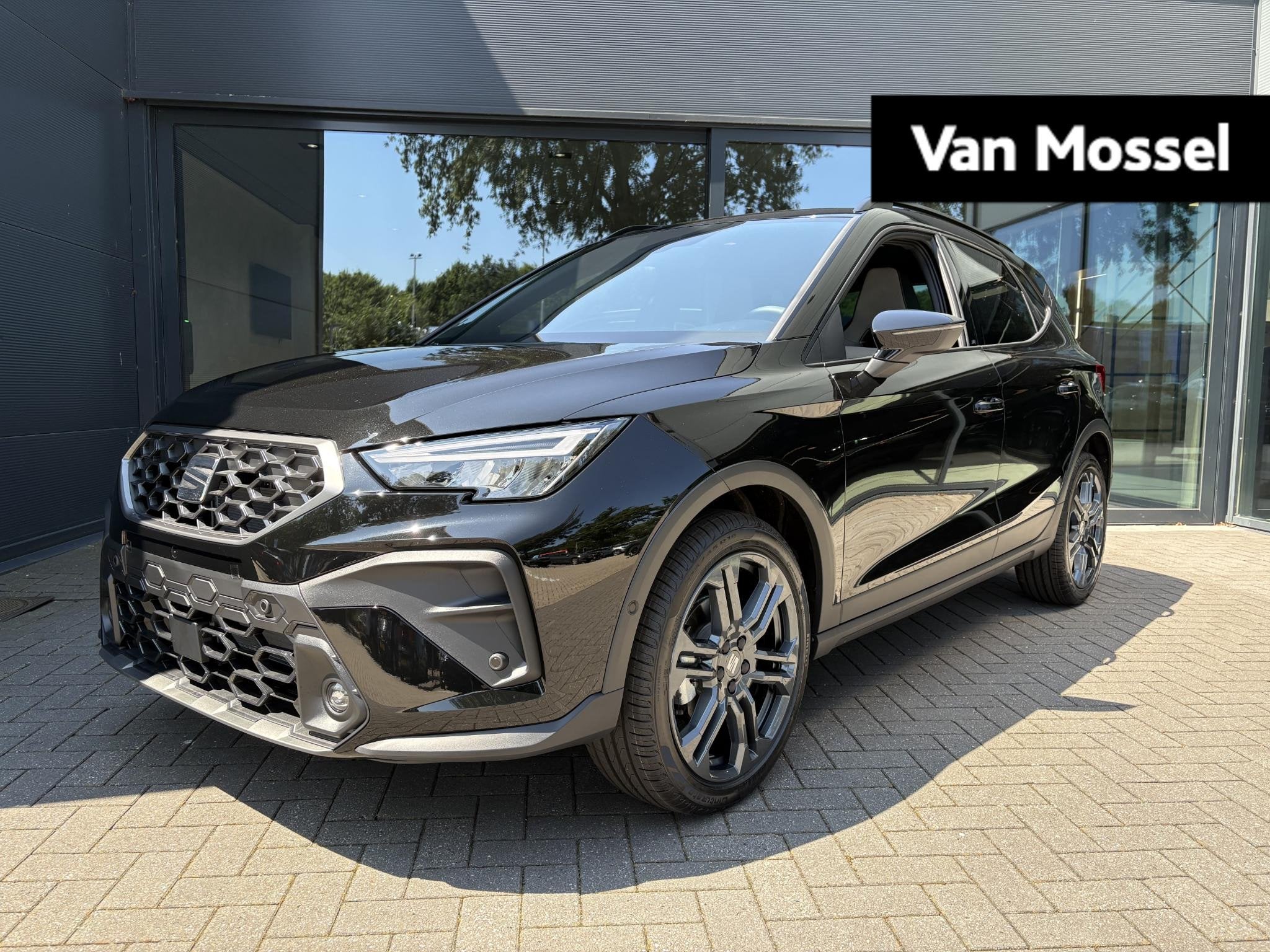 SEAT Arona 1.0 EcoTSI FR Business Connect 95PK | Stoelverwar, Auto's, Seat, Voorwielaandrijving, Stof, 95 pk, Automatische klimaatregeling