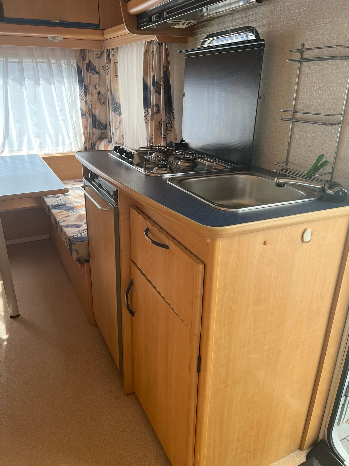 Caravelair caravan, Caravans en Kamperen, Treinzit, Particulier, Caravelair, Tot en met 4