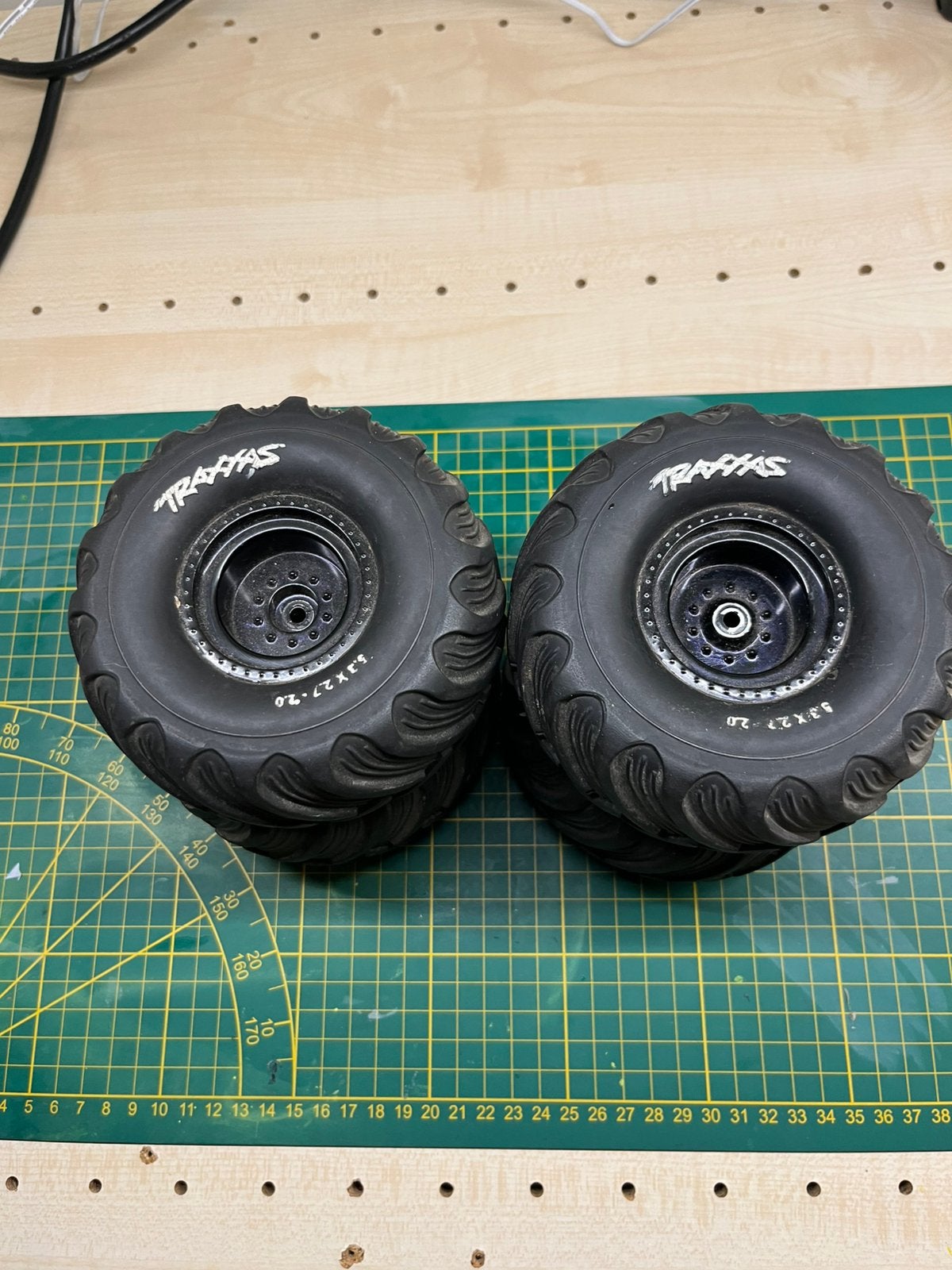 Traxxas Terra Groove banden, Ophalen of Verzenden, Gebruikt, Schaal 1:10, Auto offroad