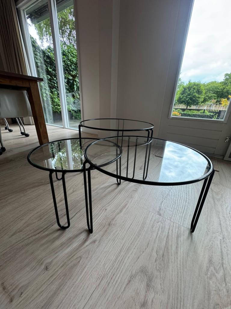 Set van 3 ronde bijzettafels met glazen blad, Ophalen, Gebruikt, Rond, 50 tot 100 cm