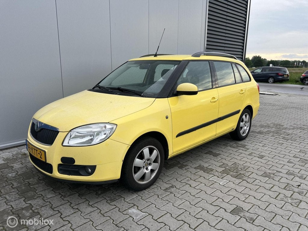 Skoda Fabia Combi 1.6-16V VASTE PRIJS, Auto's, Skoda, Bedrijf, Te koop, Fabia, ABS, Airbags, Airconditioning, Alarm, Automatische klimaatregeling