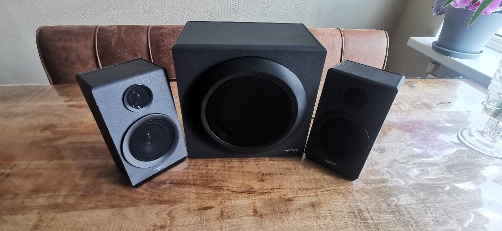 Logitech Z333 2.1 Speakersysteem met Subwoofer, Ophalen, Gebruikt, Audiokanaal 2.1, Logitech, Creative