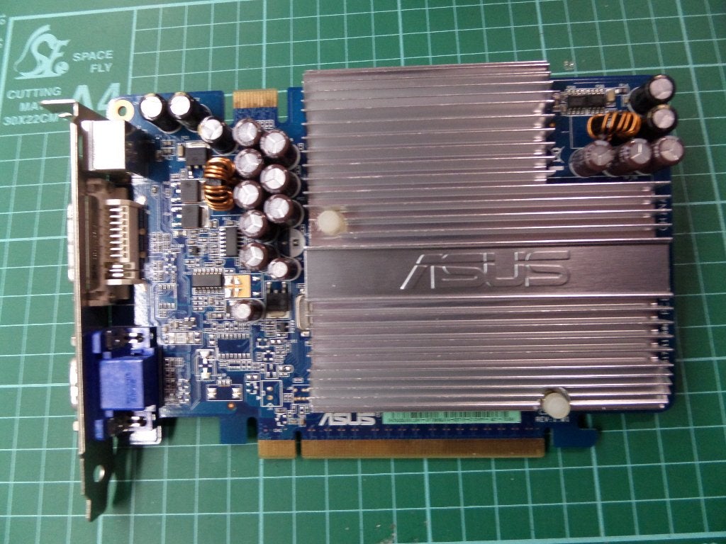 ASUS EN7600GS SILENT/HTD/256M/A Grafische Kaart, Computers en Software, Ophalen, Gebruikt, PCI-Express 1, GDDR2