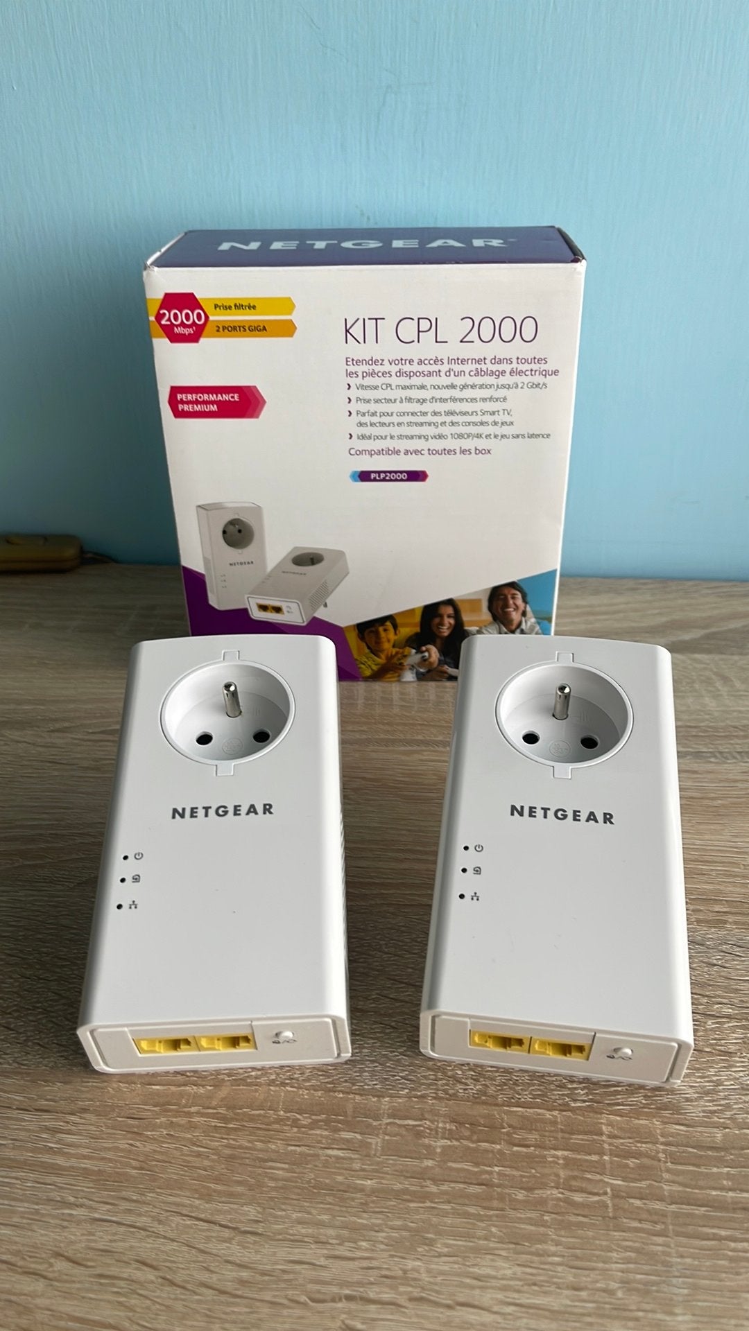 NETGEAR PLP2000-100FRS, Computers en Software, Ophalen of Verzenden, Zo goed als nieuw