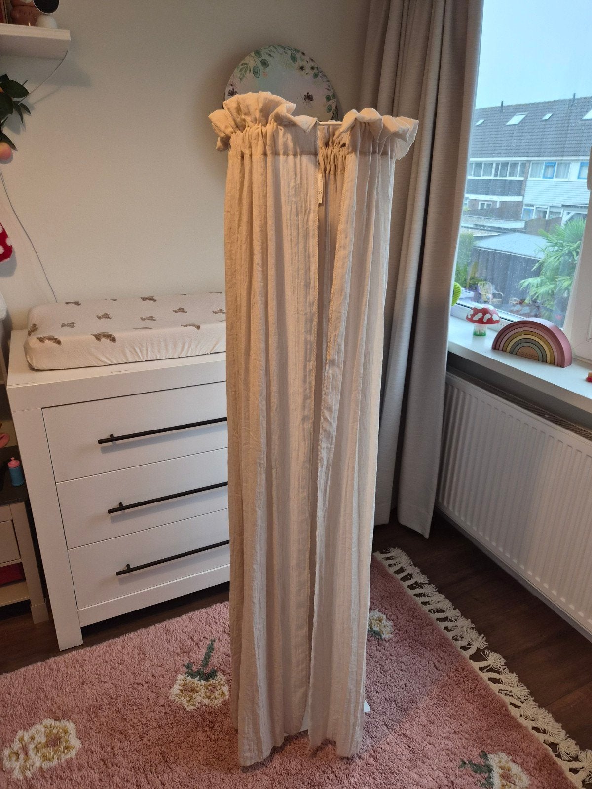 Jollein sluier en houder voor babykamer - 1.50m hoog, Ophalen, Zo goed als nieuw, Overige typen