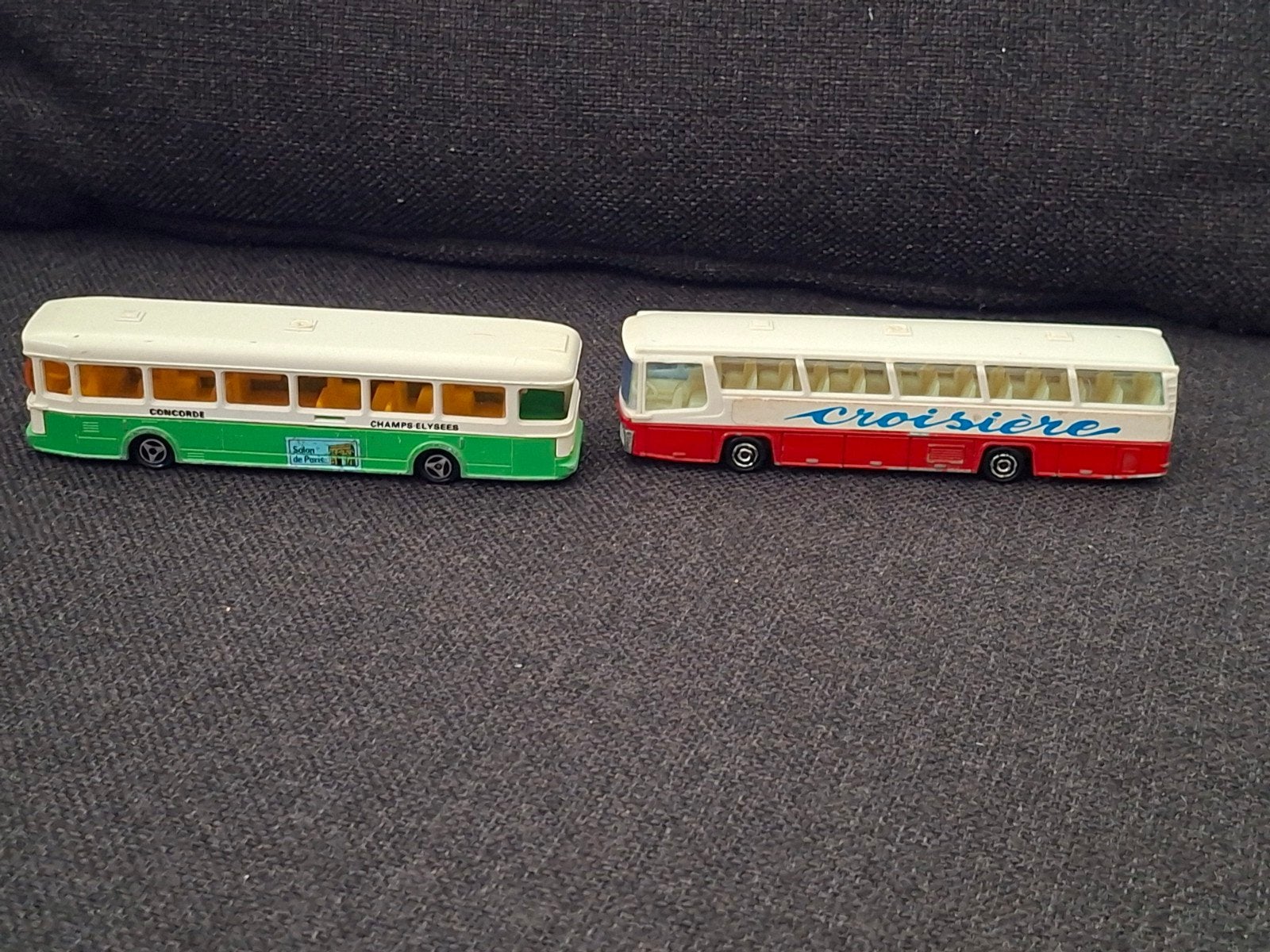 2 Majorette Franse autobussen -, Ophalen of Verzenden, Gebruikt