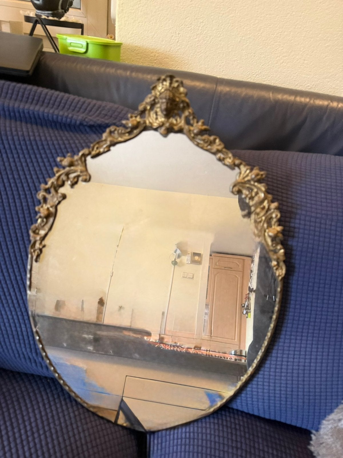 Antieke ovale spiegel Rococo stijl, Antiek en Kunst, Antiek | Spiegels, Ophalen, Ovaal, Minder dan 50 cm