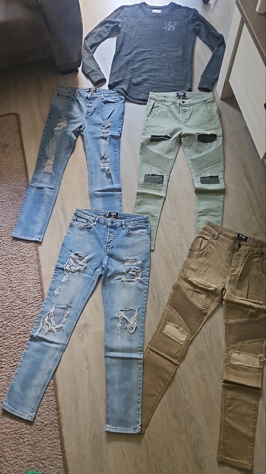 Pakket 5 stuks siksilk maat m 4 broeken 1 trui, Ophalen