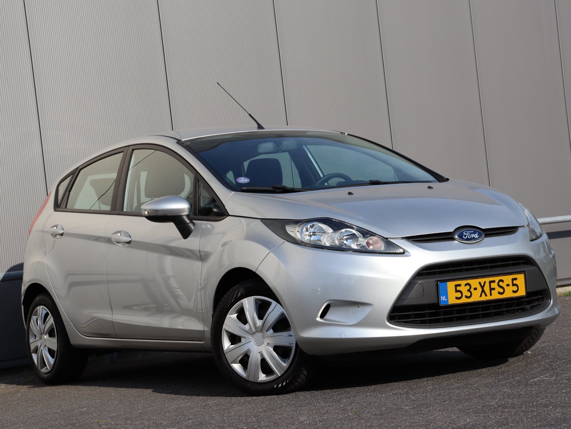 Foto 3 van Ford Fiesta 1.25 Champion airco 4-deurs org NL