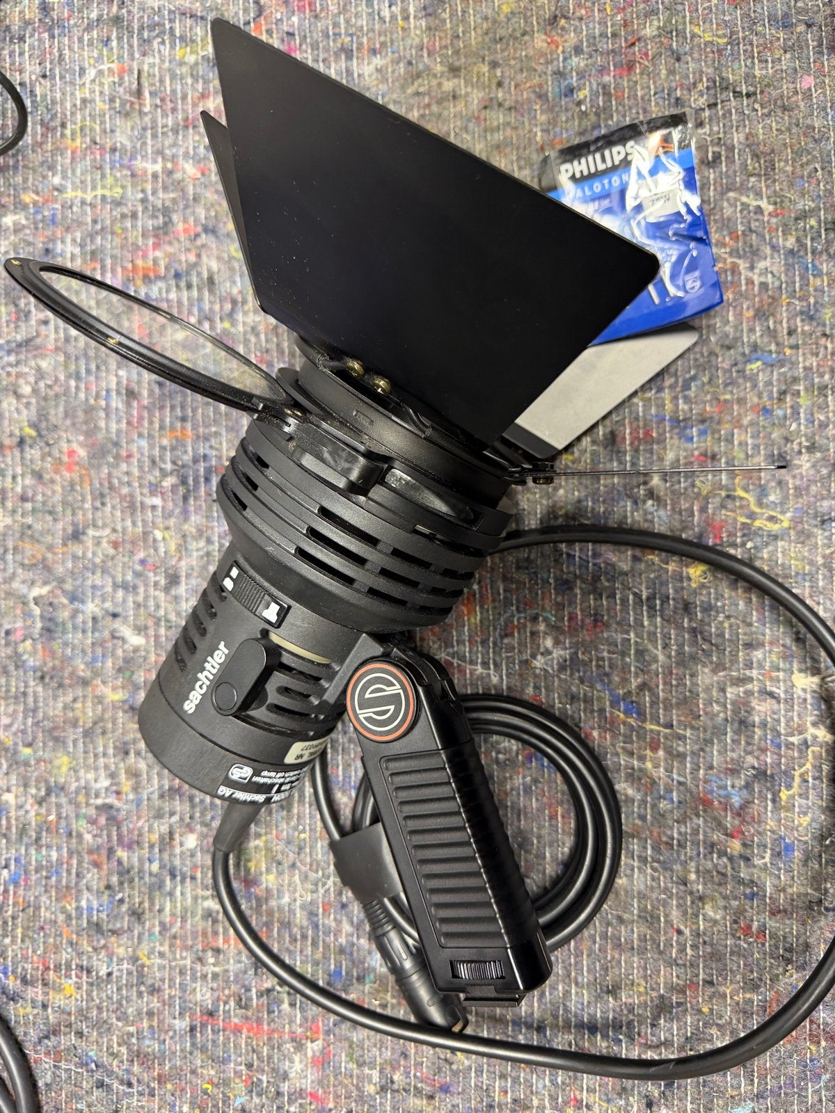 Sachtler Reporter 100H Studiolamp met barndoors 12V/100W, Audio, Tv en Foto, Gebruikt, Ophalen of Verzenden, Verstelbaar, Overige merken