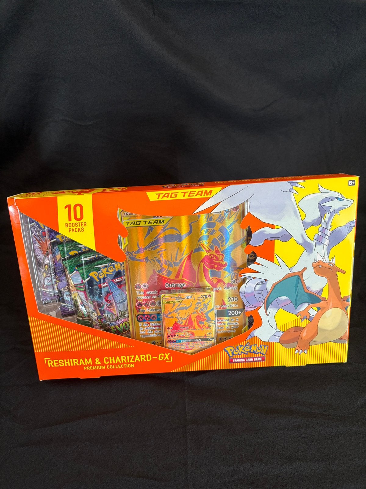 Tag Team Reshiram & Charizard GX Premium Collection Box, Ophalen of Verzenden, Zo goed als nieuw