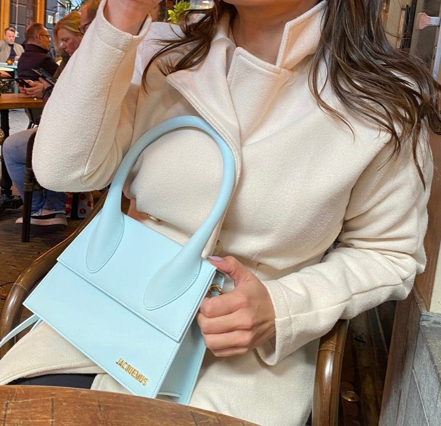 Jacquemus Le Grand Chiquito – Lichtblauw Suède, Ophalen of Verzenden, Gebruikt, Blauw, Handtas