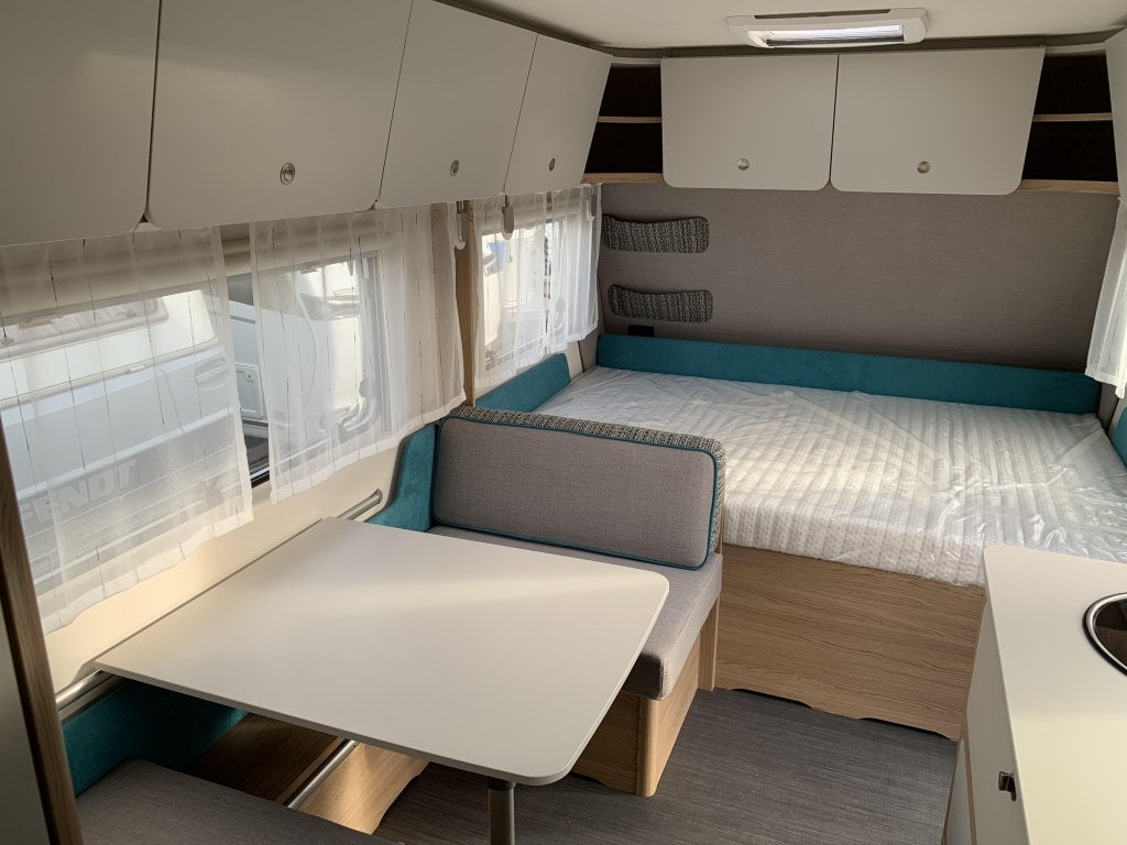 Dethleffs Aero 500 QSK - Stapelbed - Aanbieding!, Schokbreker, Bedrijf, Treinzit, Dwarsbed