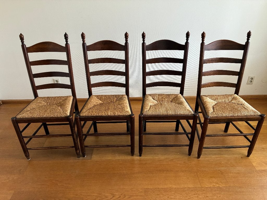 Eetkamerstoelen hout met riet - vier stuks, Ophalen, Gebruikt, Bruin, Hout
