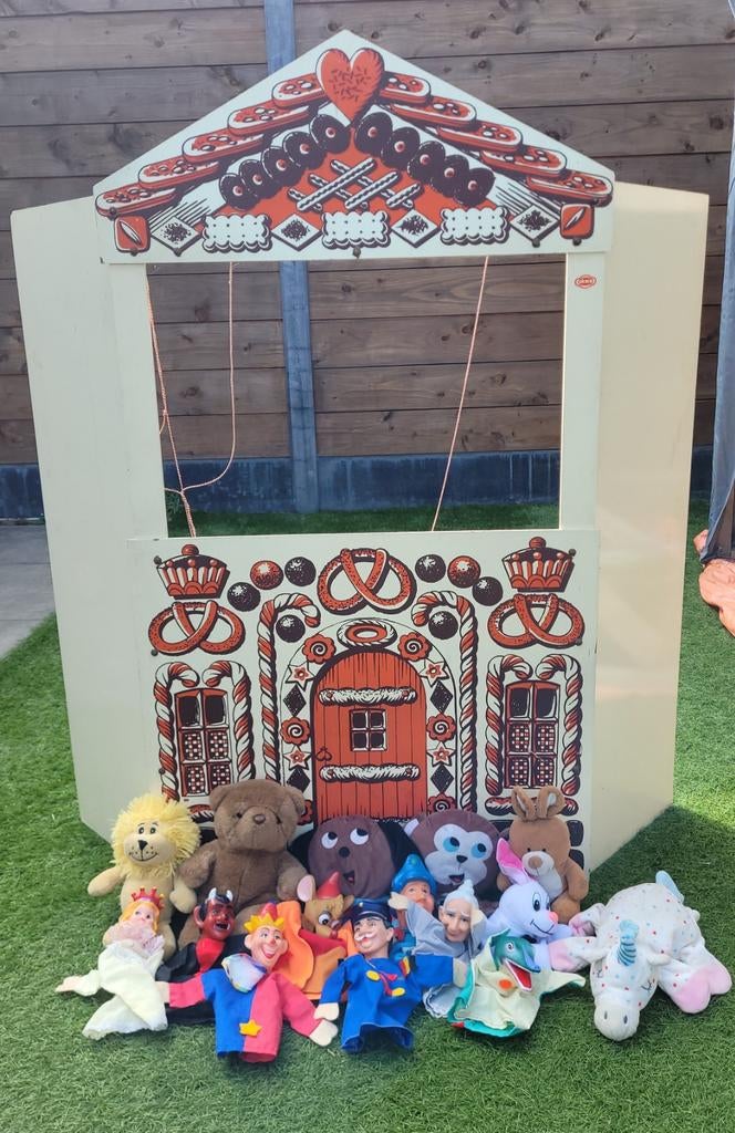 Poppenkast met handpoppen en knuffels, Kinderen en Baby's, Speelgoed | Overig, Ophalen, Jongen of Meisje