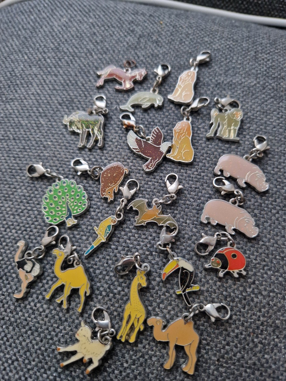 bedeltjes te koop, Overige merken, Overige materialen, Ophalen of Verzenden, Zo goed als nieuw