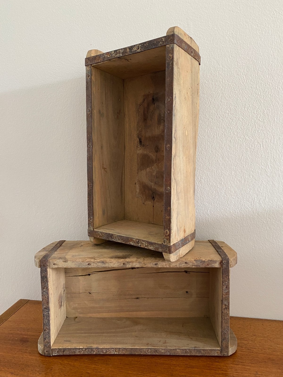 Vintage steenmal oud houten wandkistje x 2, Ophalen of Verzenden, Zo goed als nieuw