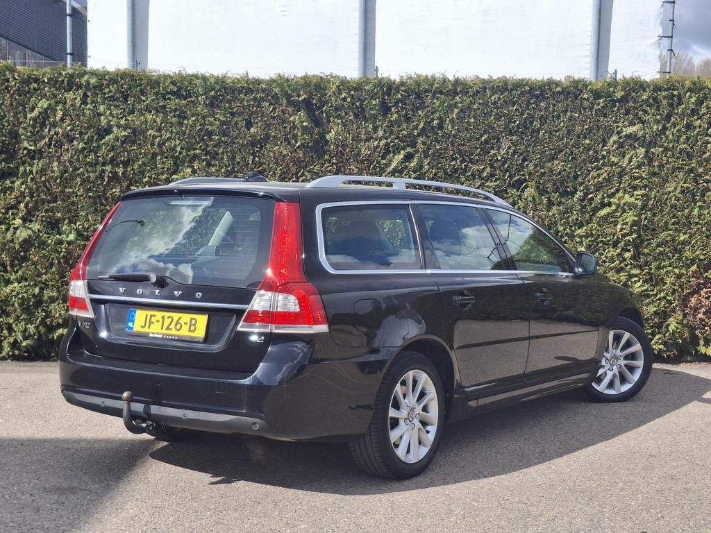 Volvo V70 T4 Aut Inscription Edition | Stoelverwarming & Ven, 12 maanden, Gebruikt, Euro 6, Zwart
