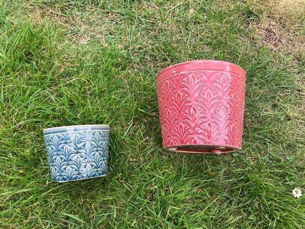 Mica bloempotten Franse lelie blauw en roze rood samen, Tuin en Terras, Bloempotten, Gebruikt, Rond, Ophalen of Verzenden, Balkon