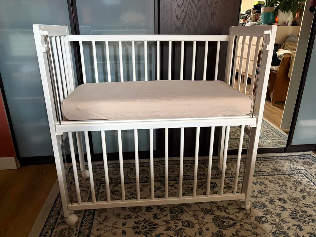 Witte Petit Amelie co-sleeper, Ophalen, Zo goed als nieuw, Wieg