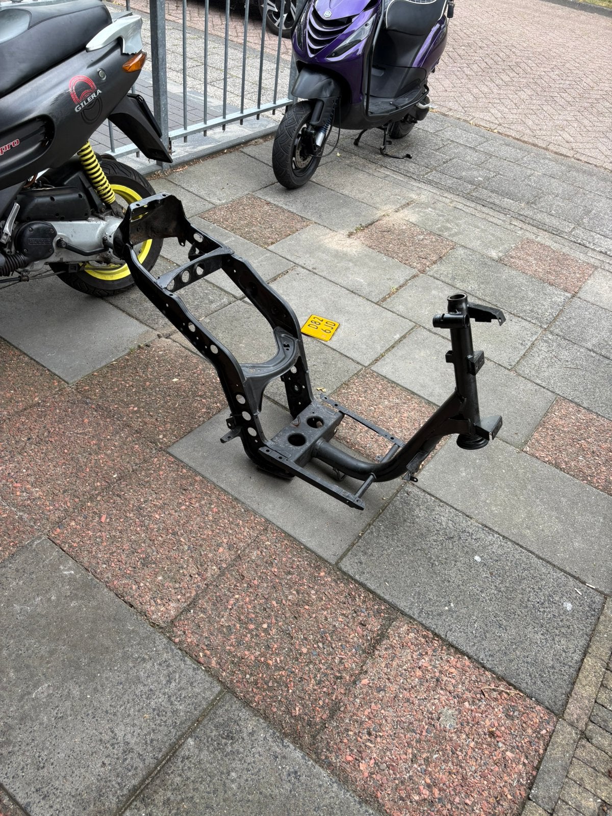 Piaggio zip brom frame, Ophalen of Verzenden, Zo goed als nieuw, Frame, Piaggio