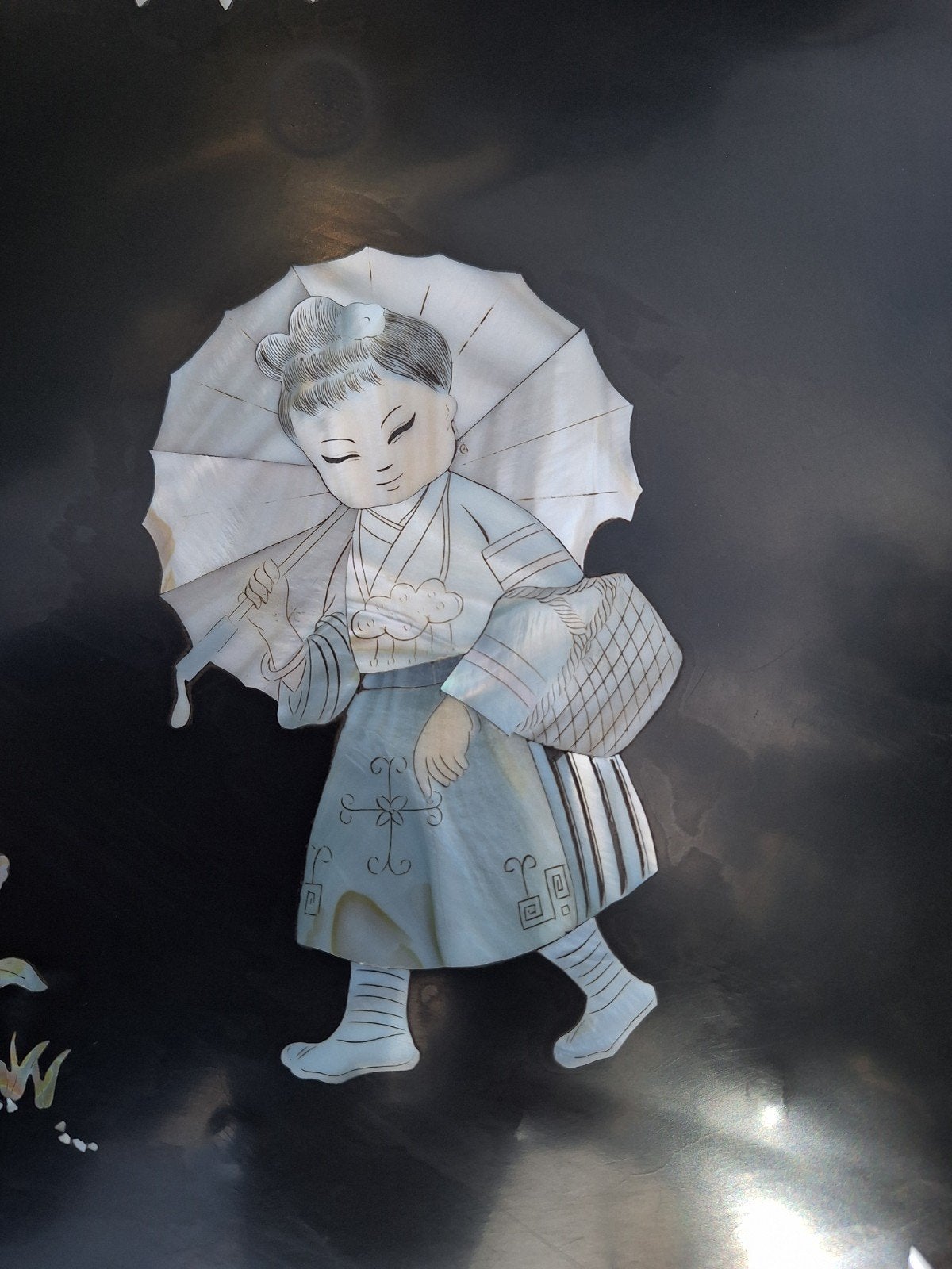 Chinese salintafel ingelegt  met  figuren van parelmoer, Ophalen, Rond, 50 tot 100 cm, 50 tot 100 cm