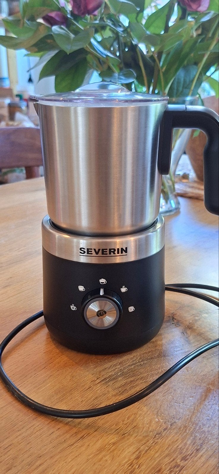 Melkopschuimer Severin 300 ml, Verzenden, Zo goed als nieuw, Elektrische melkopschuimer