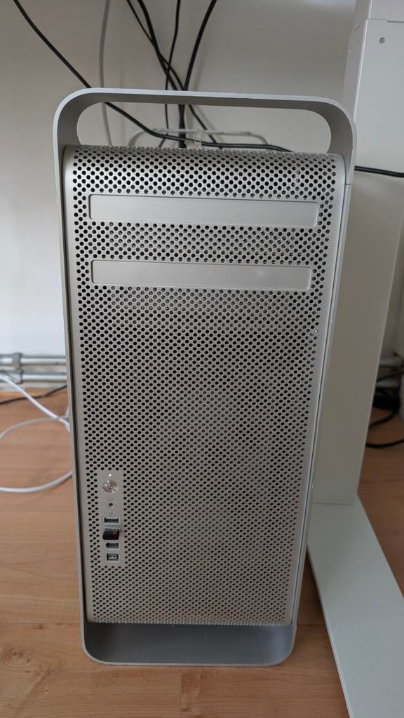 Mac Pro 1.1 (2006) - Dual-Core Intel Xeon, 8GB RAM, Computers en Software, Apple Desktops, Gebruikt, Mac Pro, Onbekend, 2 tot 3 Ghz
