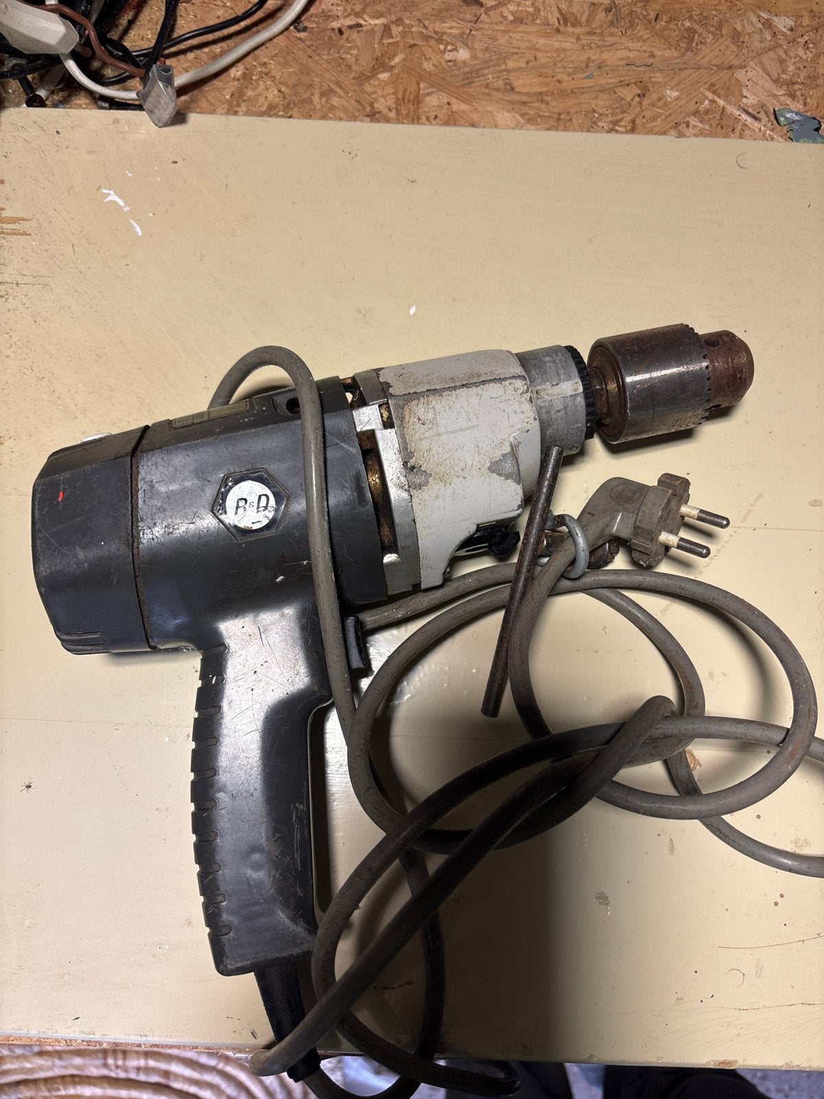 Black & Decker SB 4500 Boormachine - Goed Werkend, Gebruikt, Klopboormechanisme, 400 tot 600 watt, Ophalen