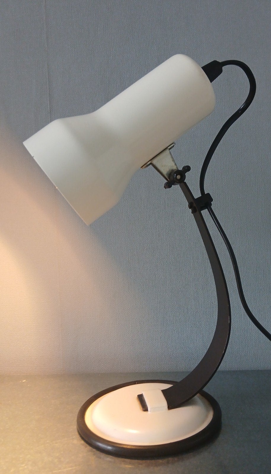 Vintage, space age, jaren 70 tafellampje / bureaulampje, wit, Gebruikt, Vintage, 28 cm, Wit