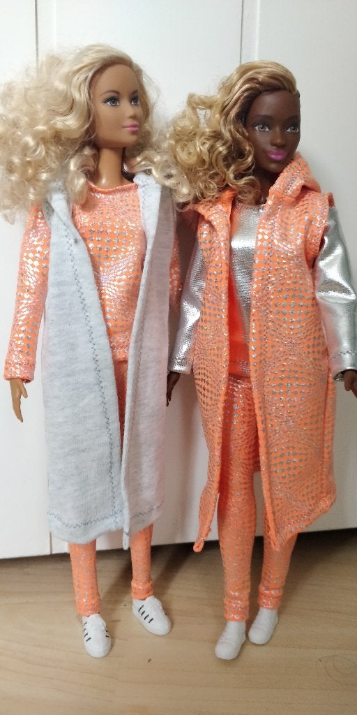 Barbiekleding/Barbiekleertjes: Leggingsetjes Curvy en Barbie, Verzenden, Nieuw, Barbie