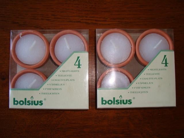 8 Waxinelichtjes in Terracottahouder Merk: "Bolsius" Nieuw, Ophalen of Verzenden, Nieuw, Overige materialen, Minder dan 25 cm