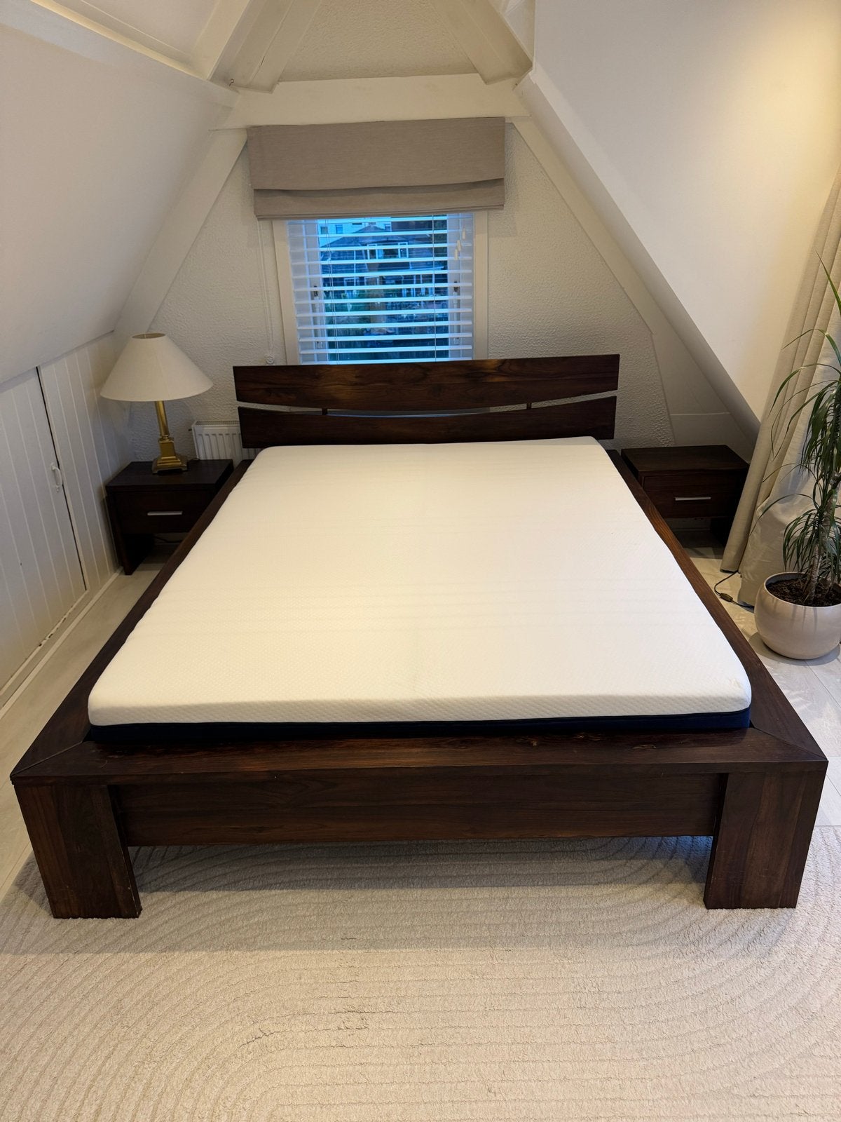 Stevig houten bed met lattenbodem 160x210cm, Ophalen, Gebruikt, Bruin, 210 cm