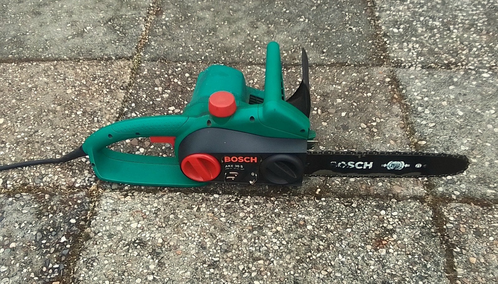 Bosch kettingzaag. Type : AKE 30 S., Ophalen, 1200 watt of meer, Kettingzaag, 30 tot 70 mm