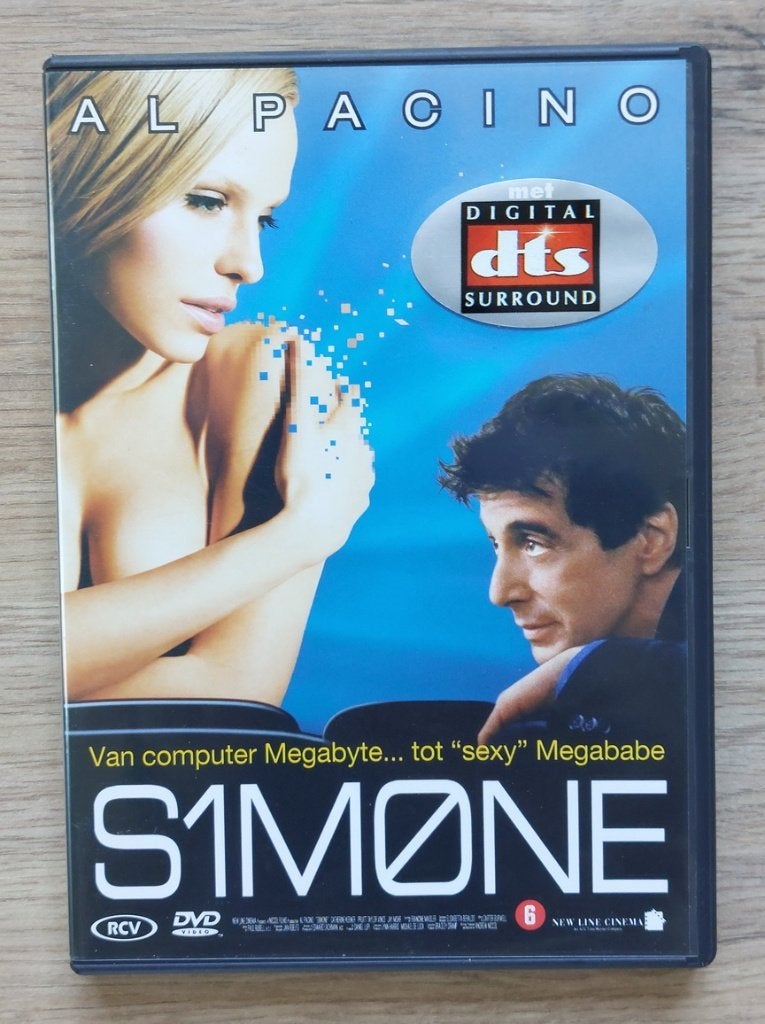 DVD: S1M0NE, Vanaf 6 jaar, Ophalen of Verzenden, Zo goed als nieuw, Overige genres