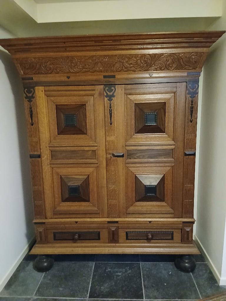 te koop kussenkast, Ophalen